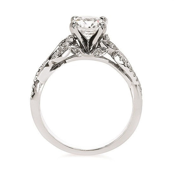Picture of Layla's Engagement Ring