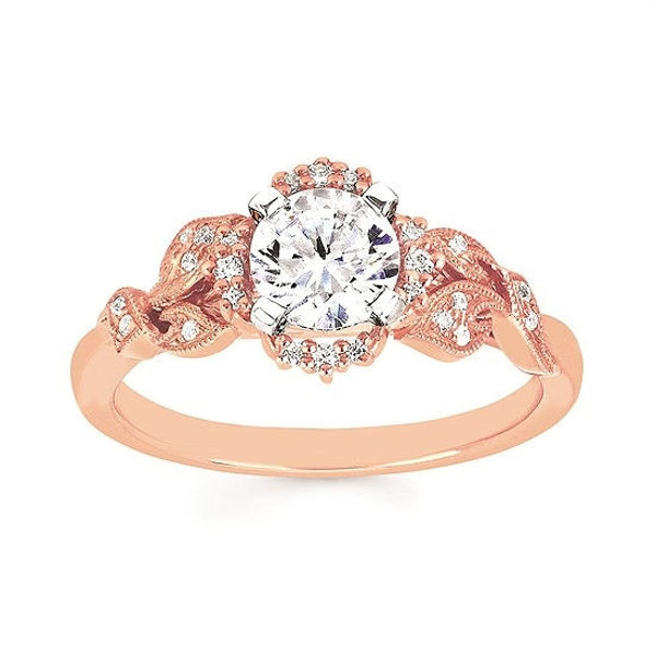 Picture of Kelly's Engagement Ring