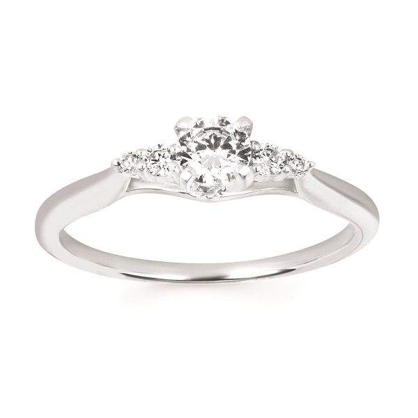 Picture of Classic and Chic Engagement Ring