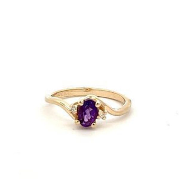 Picture of Amethyst and Diamond Ring