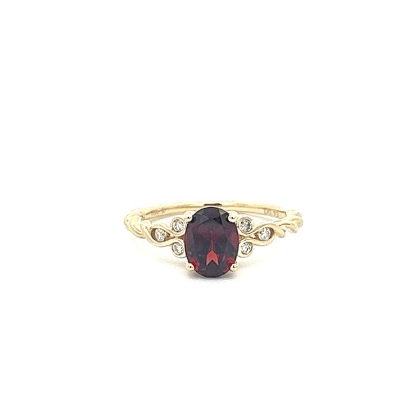 Picture of Garnet and Diamond Ring