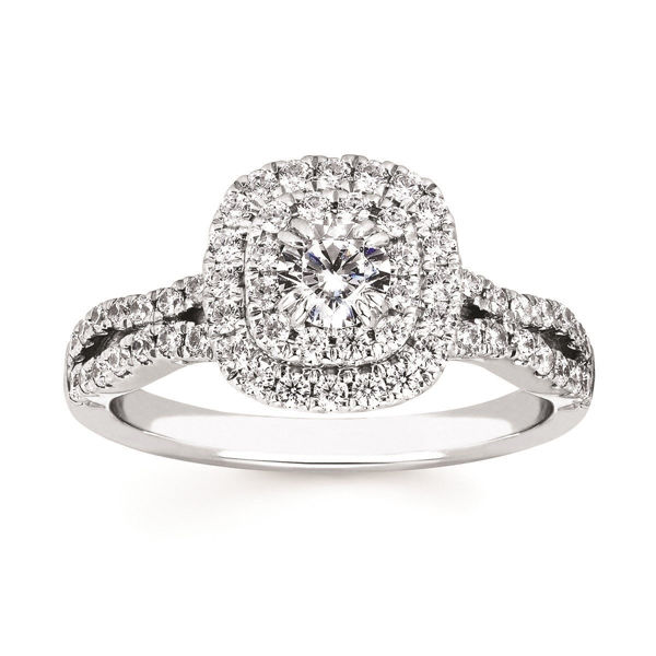 Picture of Alyssa's Engagement Ring